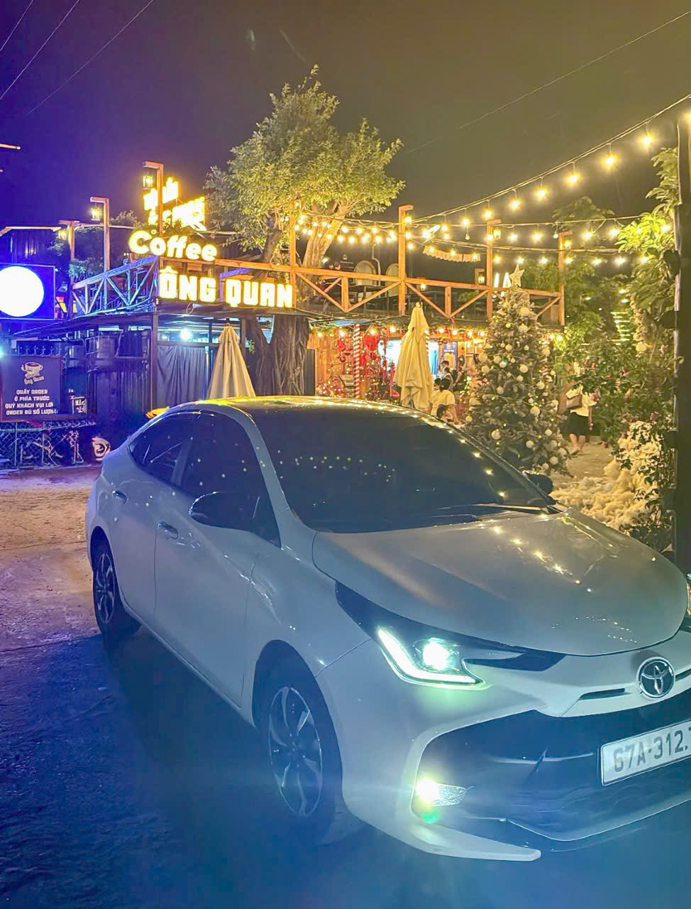 Xe dịch vụ đưa đón sân bay